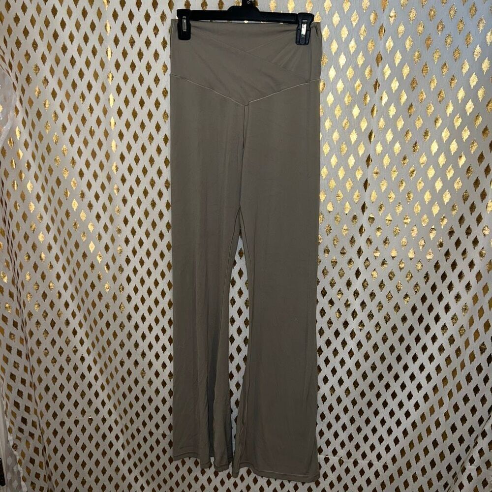 Aerie offline flared leggings hi rise flare real me long inseam tan size XL